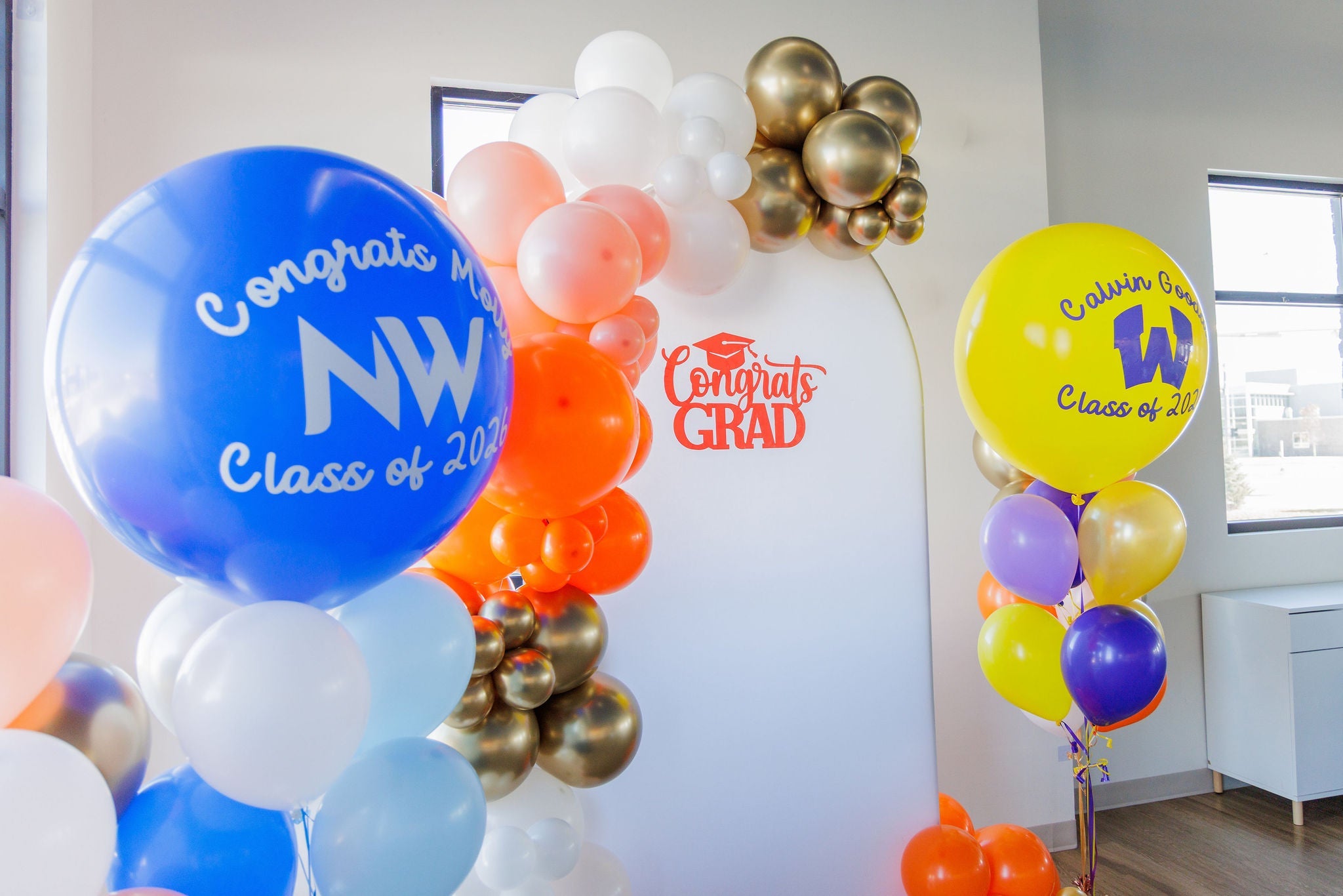 Need Helium Balloons Filled in the Des Moines Metro? Let Playgrounds Cafe Take Your Celebrations to New Heights!