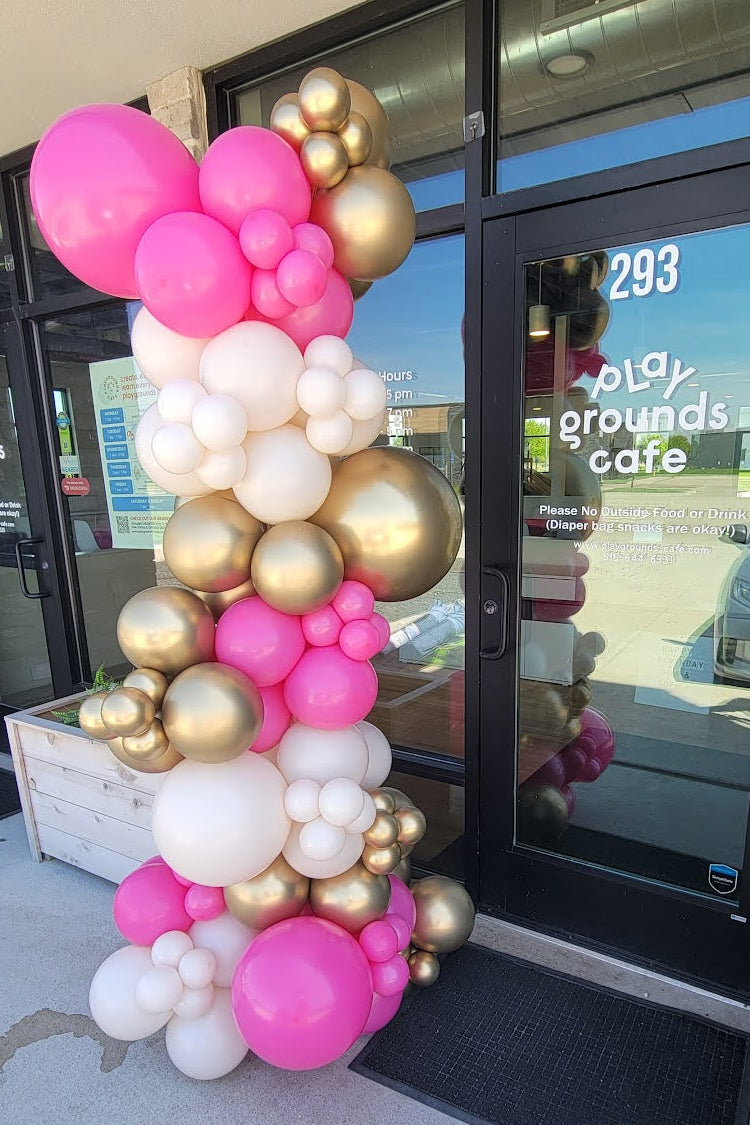 Freestanding Organic Balloon Garland
